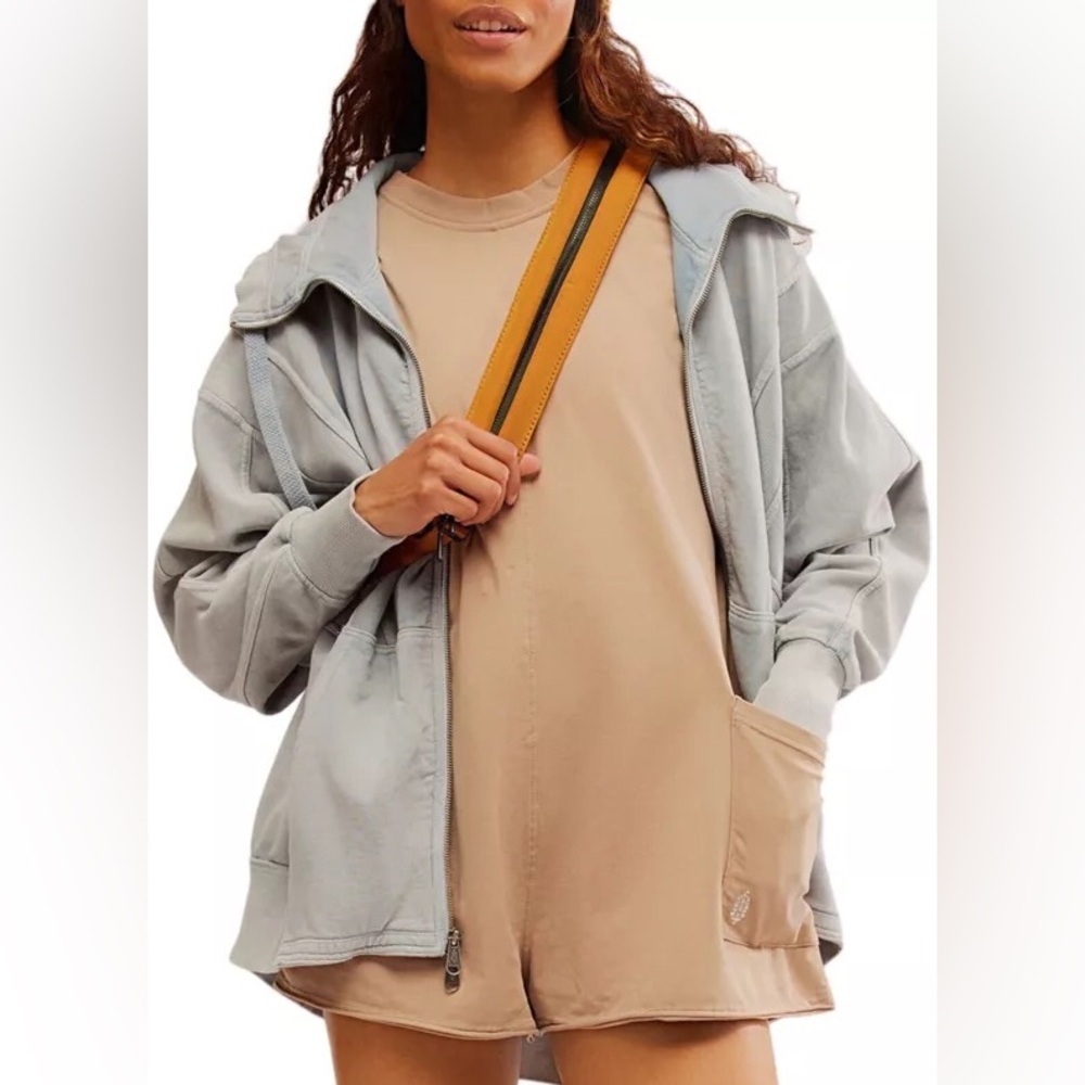 Free People FP Movement Hot Shot Tee Romper in Large Mocha. T-Shirt Romper NWT - Picture 15 of 16